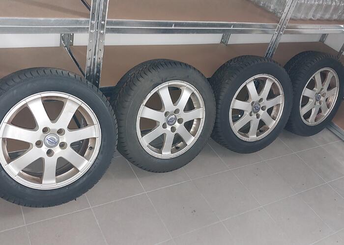 Grajewo ogłoszenia: Sprzedam alufelgi volvo z nowymi oponami zimowymi debica frigo...